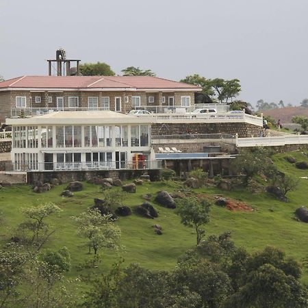 Saddle Hill Ranch Hotel Bafut Buitenkant foto
