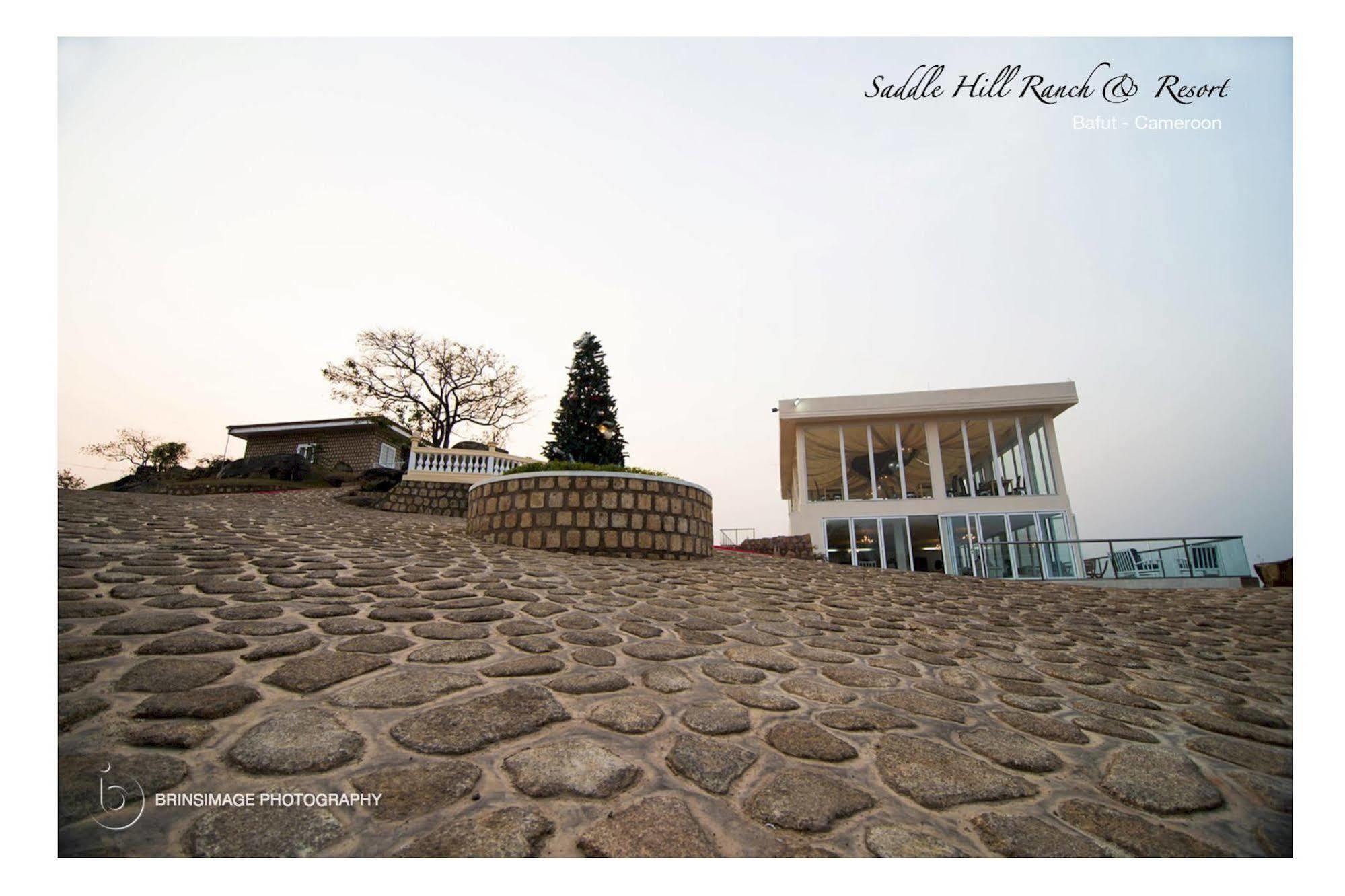 Saddle Hill Ranch Hotel Bafut Buitenkant foto
